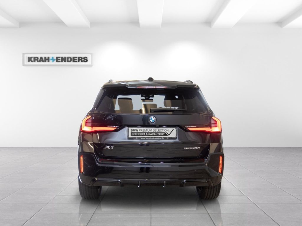 BMW X1 20iMSport AHK Navi DAB LED RFK Leder PDCv h foto 4