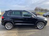 Volkswagen Tiguan Sport & Style 4Motion R-Line - gebrauchte VW Tiguan aus dem Jahr 2011