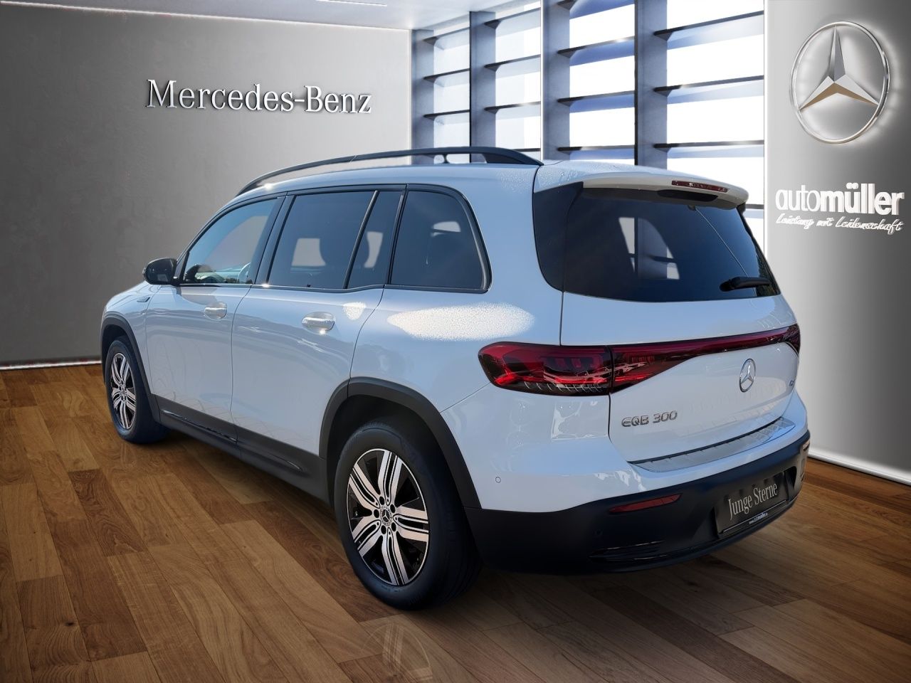Fahrzeugabbildung Mercedes-Benz EQB 300 4M PROGRESSIVE+BONUS+PANO+NIGHT+LED+4WD
