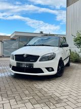 Skoda Fabia II 1.2 | mit RS-Front und Gewi... - Skoda aus 2010: RS