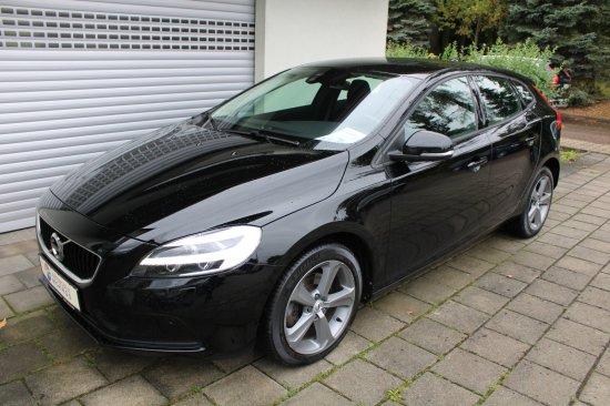 Volvo V40 T2 Momentum  LED Navigation Klimaautomatik P