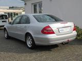 Mercedes-Benz E 200 Lim. CDI*AHK*Klima*Tempomat* - Mercedes-Benz E 200 mit Diesel-Antrieb