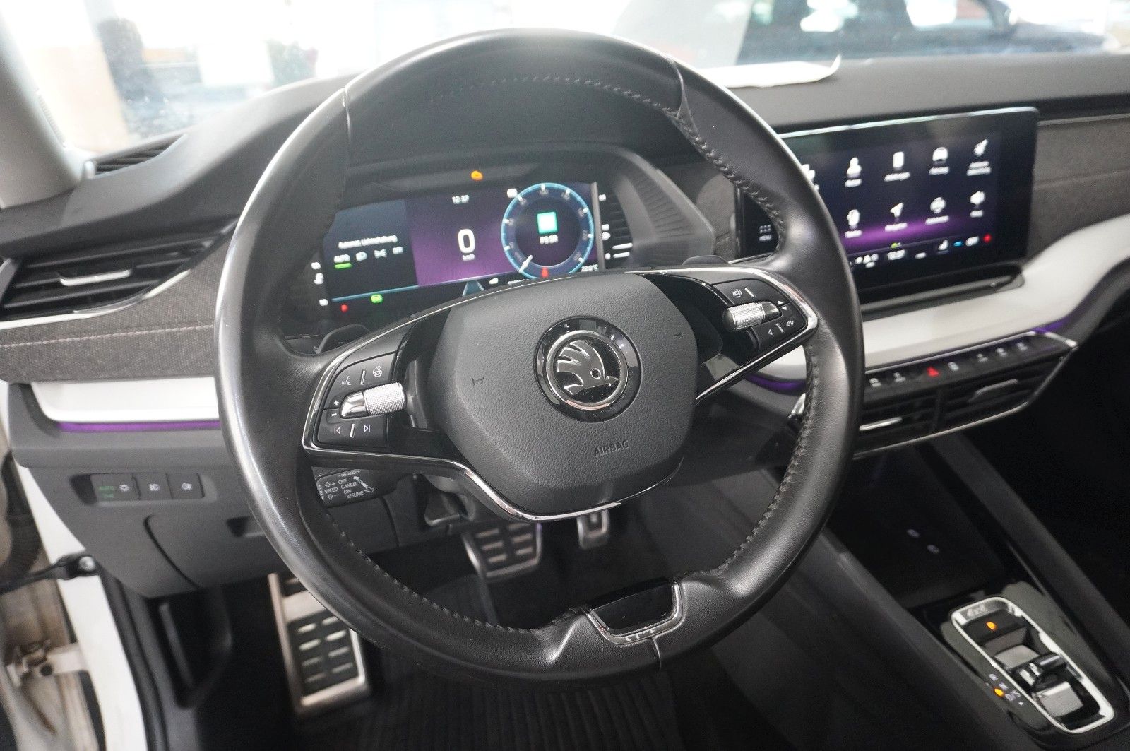 Fahrzeugabbildung SKODA Octavia 2.0D SCOUT 4X4 DSG NAVI/LED/KAMERA/AHK