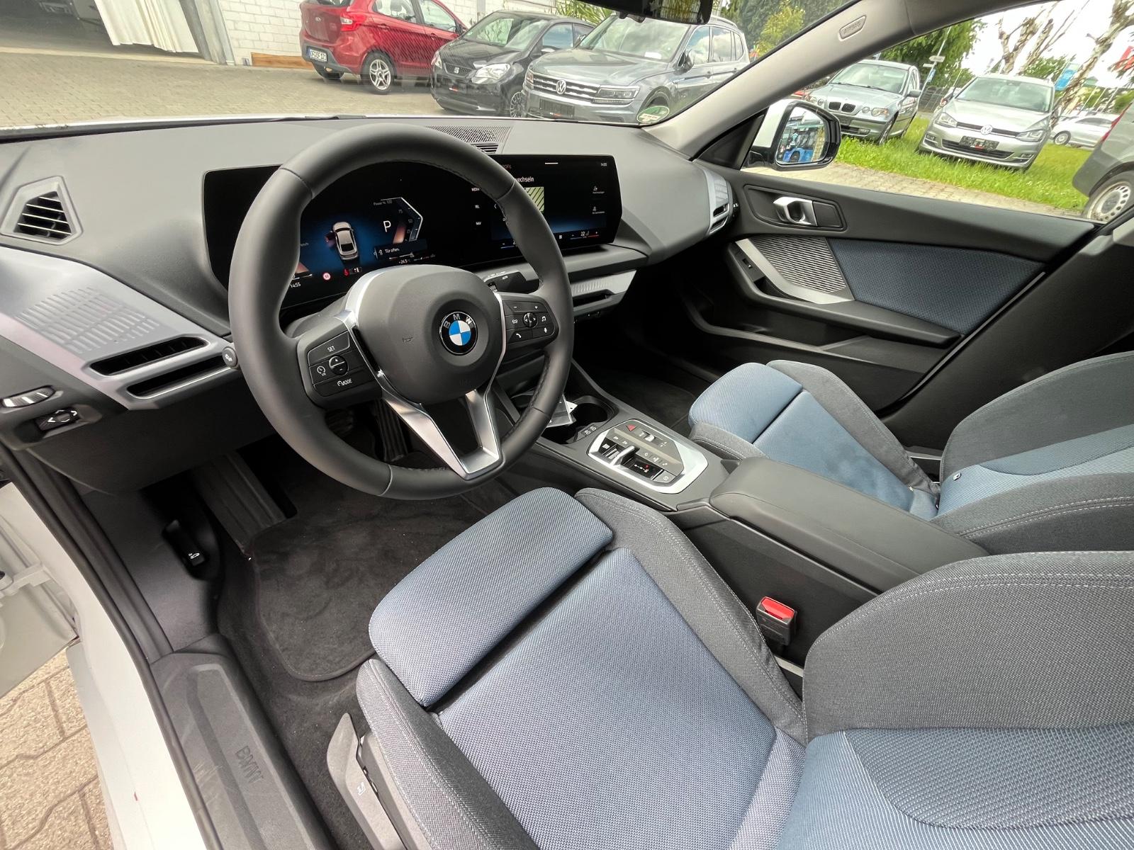 BMW 216 Gran Coupe *BMW Live Cockpit Plus*