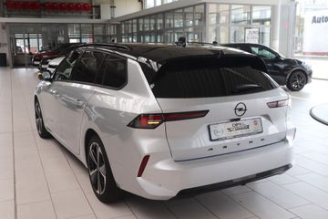Fotografie des Opel Astra Sports Tourer 1.2 Turbo GS