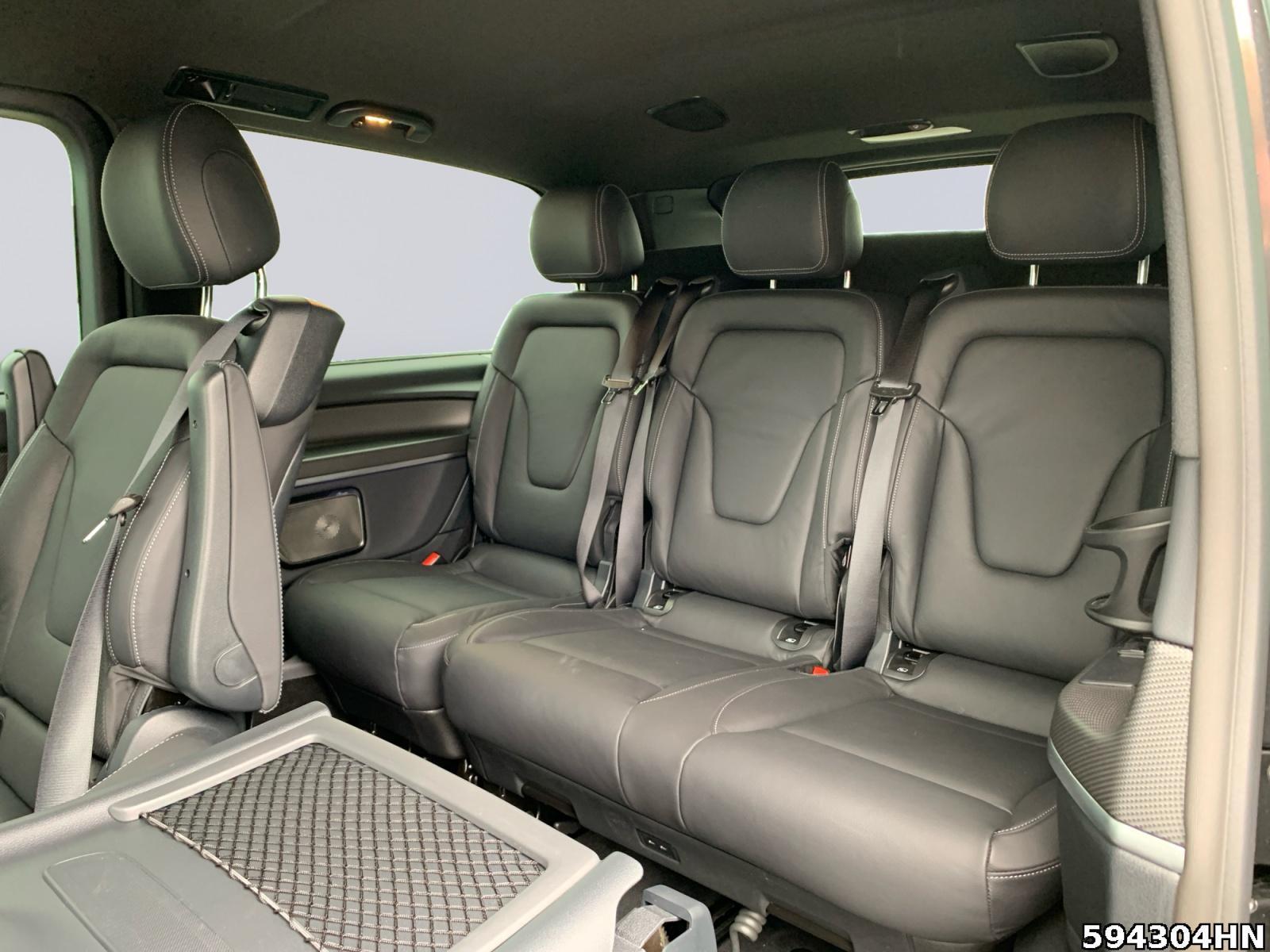 Mercedes-Benz V 250 AVG/L AMG *7 SITZE*STANDHEIZ*AHK*BURMESTER