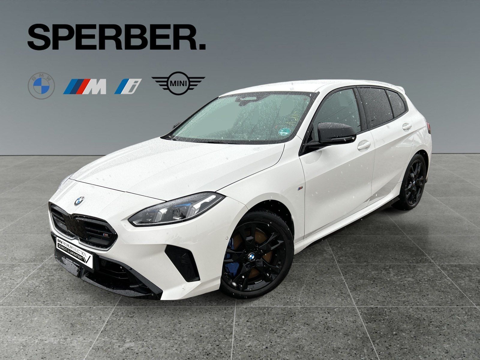 BMW M135 xDrive Iconic Glow*360 Kamera*Head Up*Harma