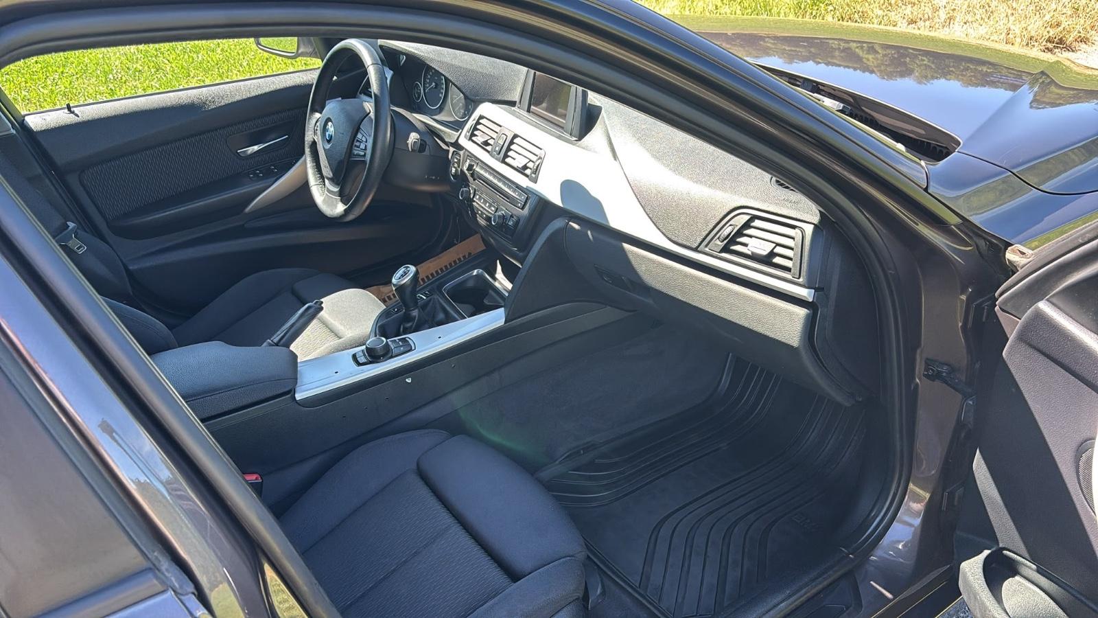 BMW 318d Touring  1. Hand Tüv neu