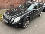 Mercedes-Benz Mercedes Benz DaimlerChrysler E240  211K - Mercedes-Benz E 240 mit LPG-Antrieb: Automatik