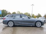 BMW 318d A PANO 360°KAM RFK NAVI LED Sound Syst. LM - BMW 318 in Duisburg
