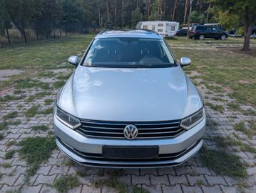 Volkswagen Passat Variant - 2