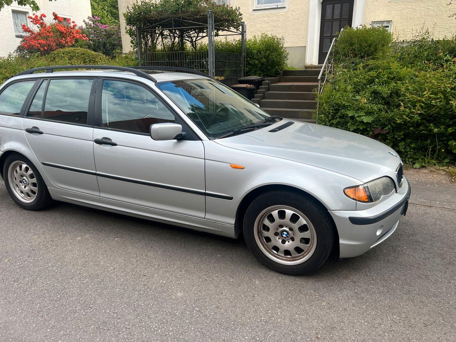 BMW 316 2005 — interior