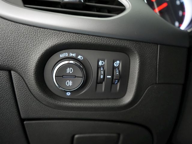 Astra K ST BUSINESS+NAVI+SITZ-/LENKRADHEIZUNG+AG