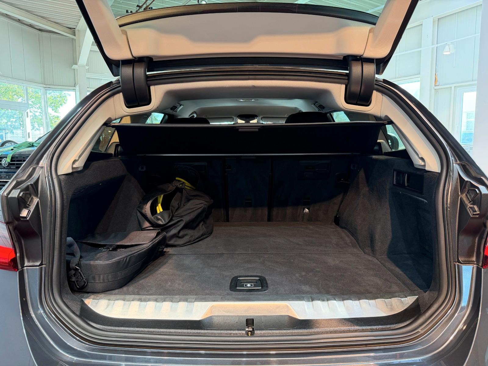 BMW 330E TOURING 292CH ADVANTAGE