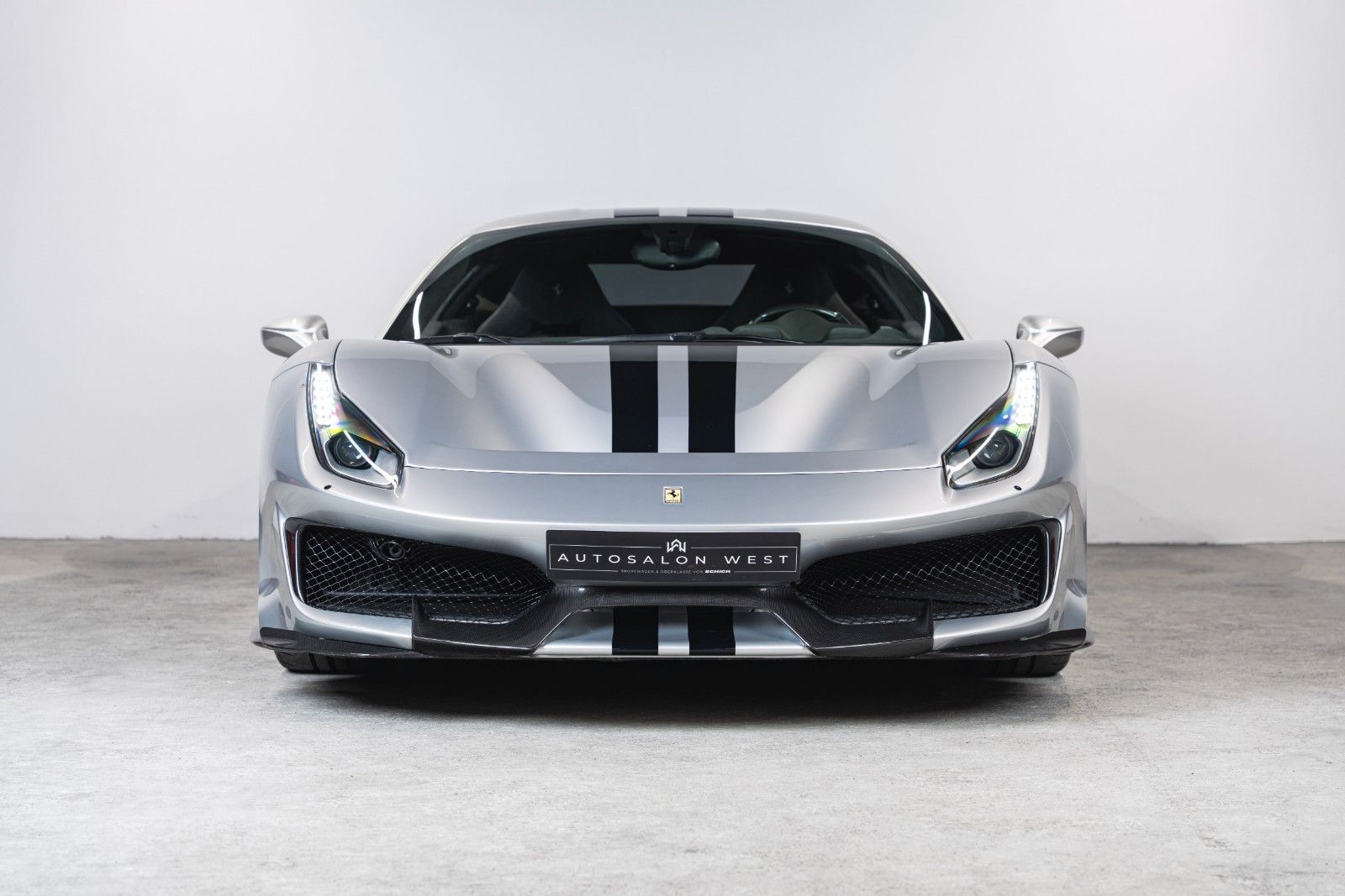 Ferrari 488 Pista Coupé *Power Warranty*Atelier* imagem 3