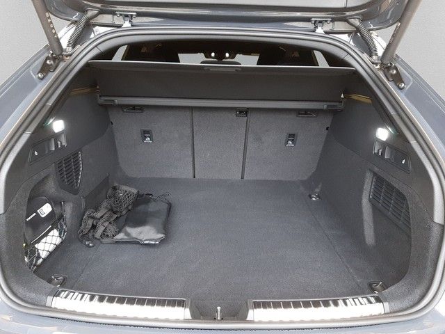 Fahrzeugabbildung Audi A5 Avant 3x S-Line edition one Matrix HeadUp Tec