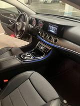 Mercedes-Benz E 220 d 4MATIC T Autom. - - Mercedes-Benz E 220: 4matic
