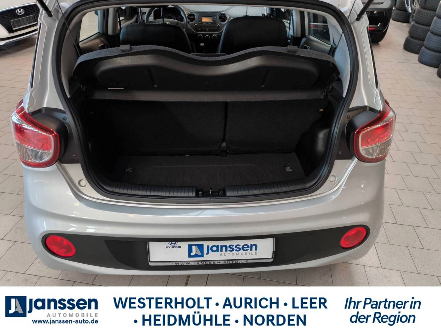 Fahrzeugabbildung Hyundai i10 Select Plus-Paket