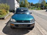 Toyota RAV 4 *5TÜRER*4x4*ALU*2,0 Liter - Toyota RAV 4: Türer