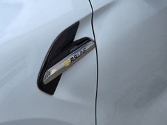 Fahrzeugabbildung Captur II R.S. Line 1.3 TCe 140 EDC Winter-Paket