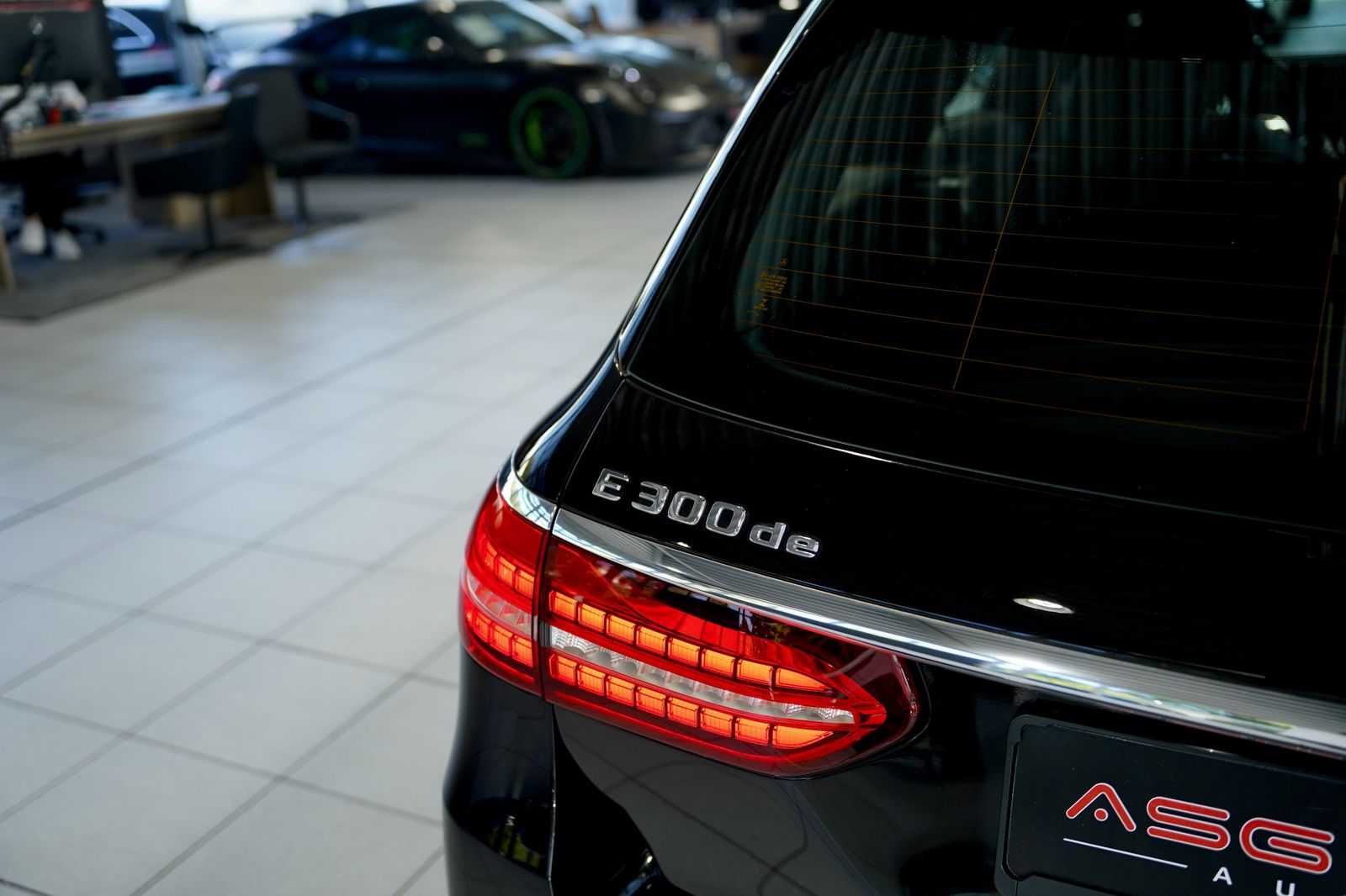 Mercedes Benz E 300