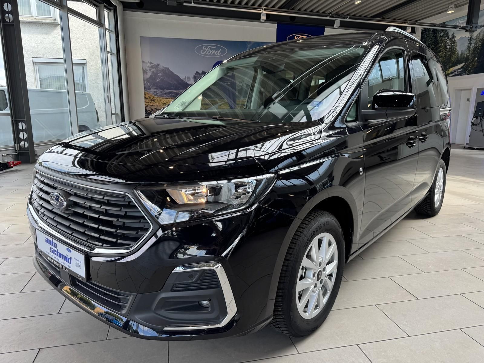 Ford Tourneo Connect Titanium Kamera + Navi
