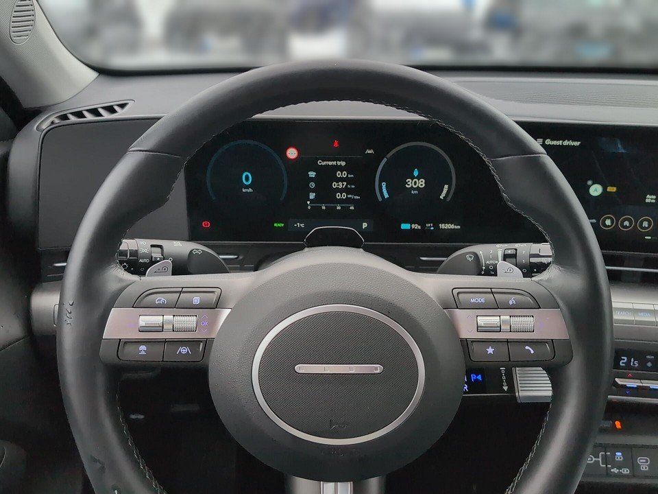 Fahrzeugabbildung Hyundai KONA EV 65kWh PRIME SITZ & ASSIS-P BOSE+360+NAV+