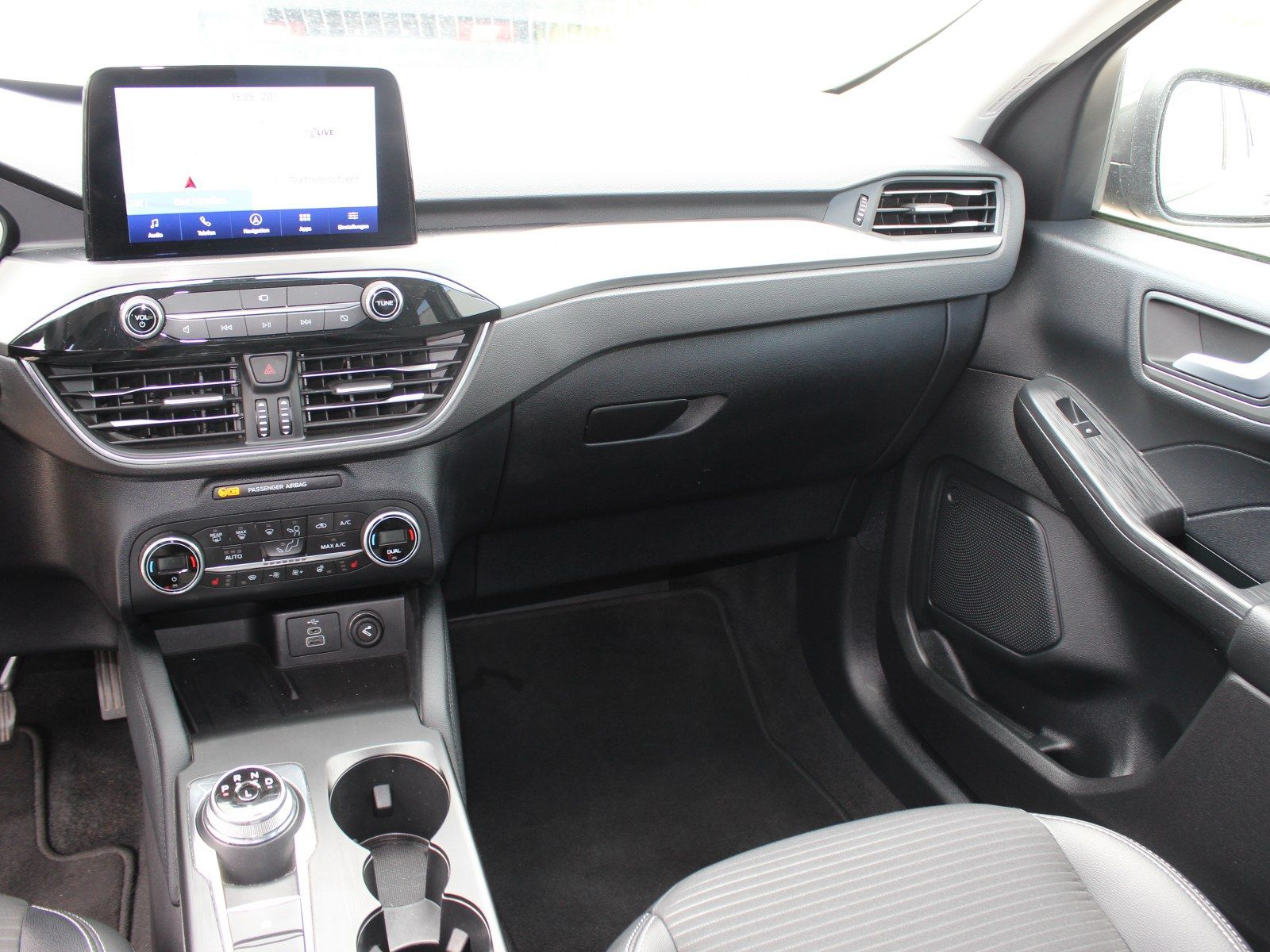 Fahrzeugabbildung Ford Kuga Titanium X 2,0 EcoBlue Start/Stopp