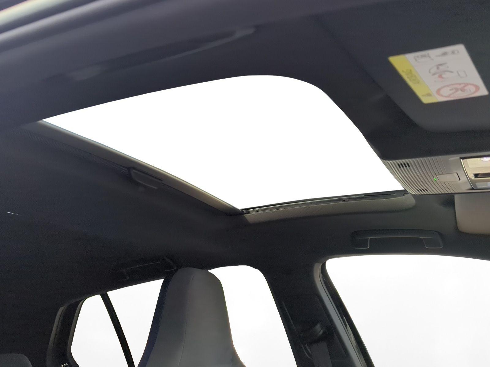 Volkswagen Golf VIII 2,0 TSI R Performance 4Motion Pano Kam, миниатюра 11