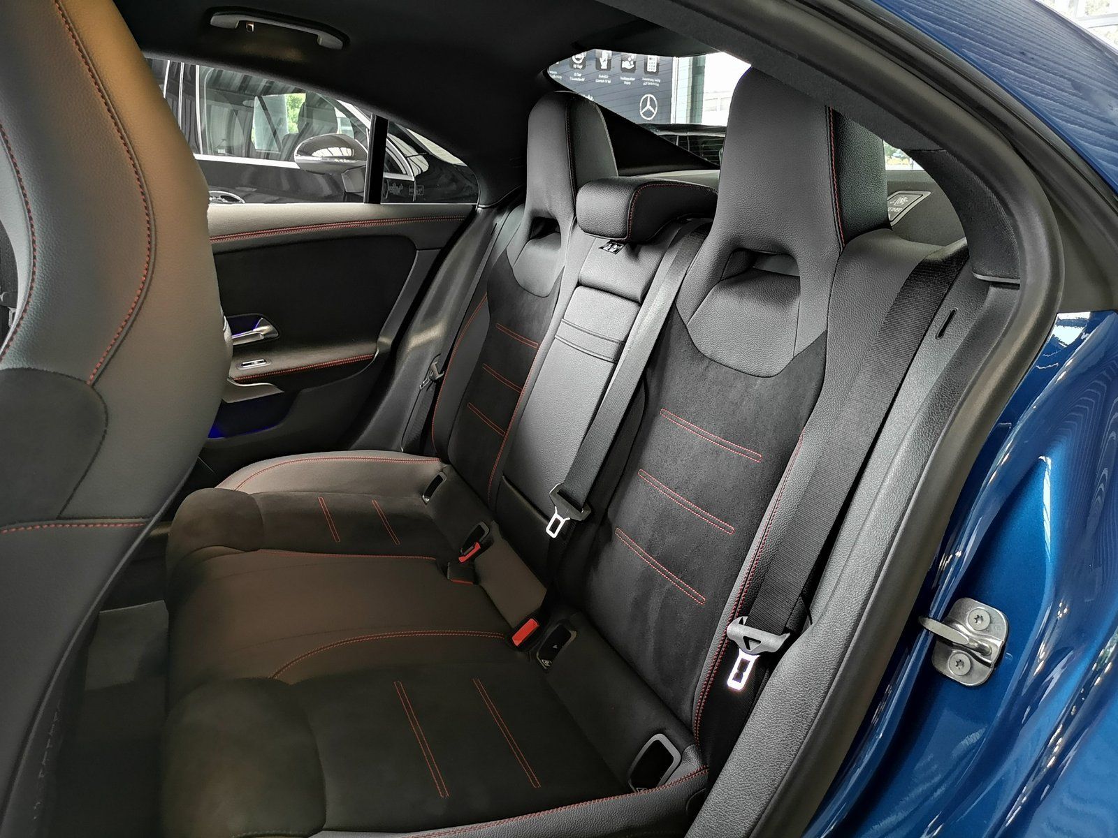 Mercedes-Benz CLA 200 Coupé AMG ADVANCED+BURMESTER+NIGHT+WINTE foto 13