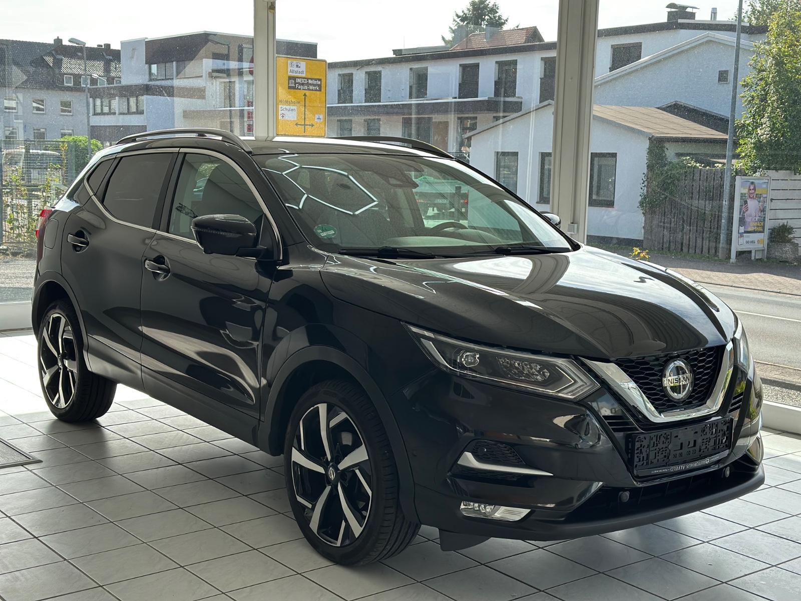 Nissan Qashqai Visia*SHZ*PANORAMA*NAVI