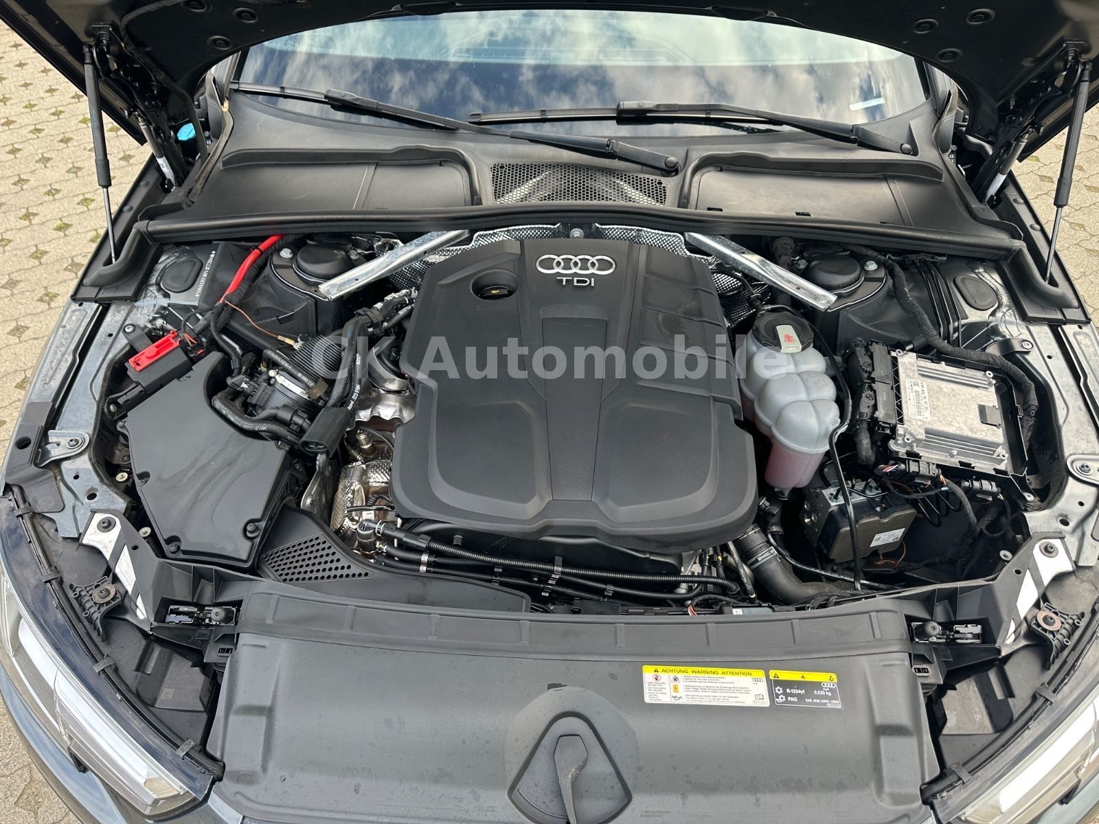 Fahrzeugabbildung Audi A4 Avant 40 TDI Quattro S-Line/Navi/LED/ACC