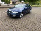 Skoda Octavia 2.0 FSI Edition 100 Edition 100 - Skoda Octavia: E10