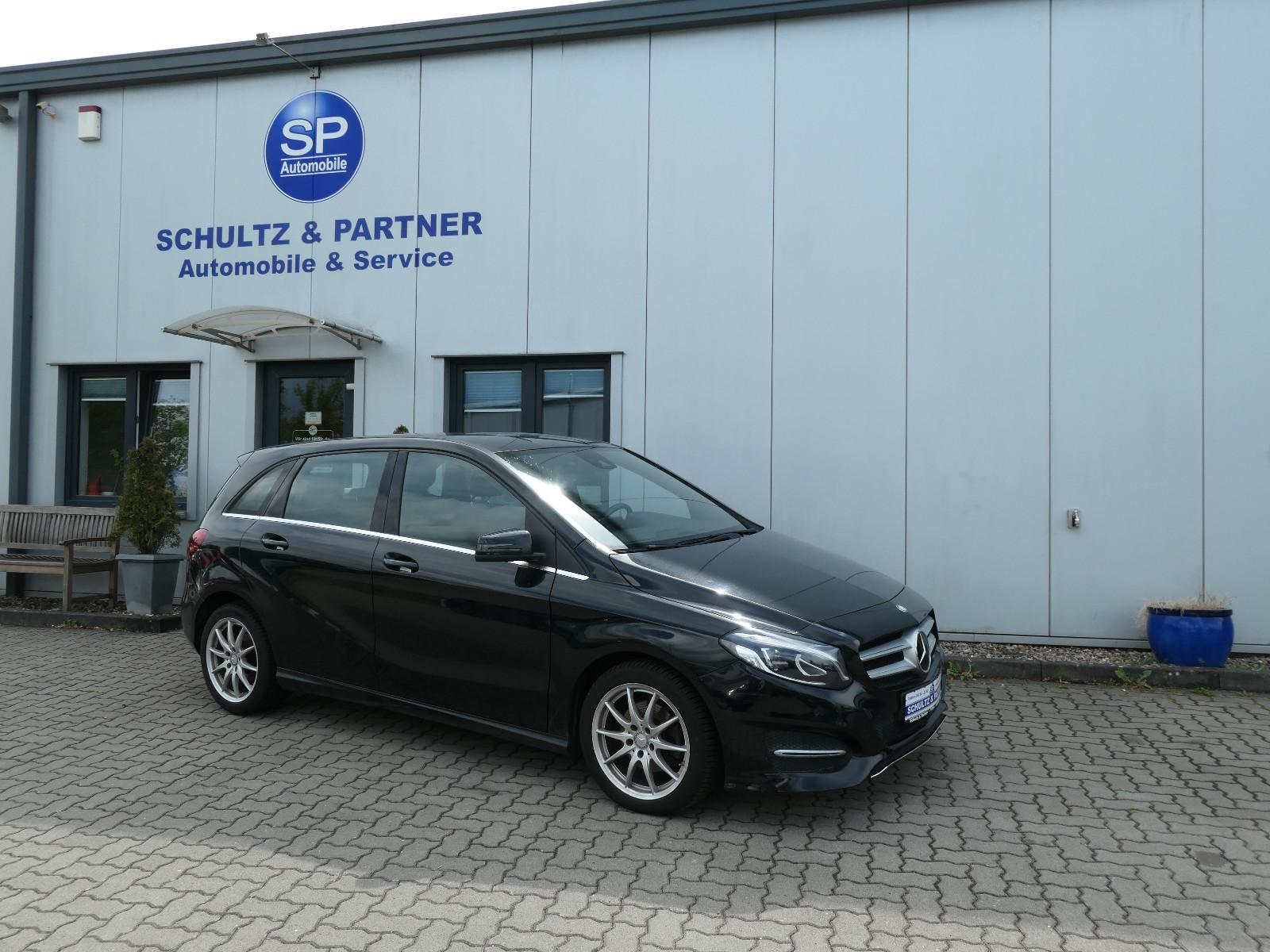 Mercedes-Benz B 180 Urban // MB-Scheckh., LED, AHK, Distronic