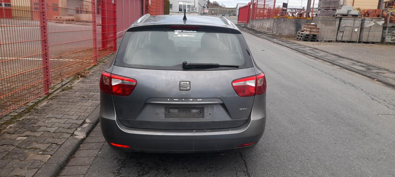 Seat Ibiza 2015 — photo 11