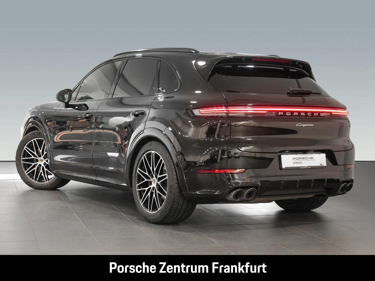 Porsche Cayenne Head-Up Surround-View Luftfederung PASM