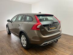 VOLVO V60 CROSS COUNTRY D4 / 1.H/ CARPLAY/ 2017/ AUTOM