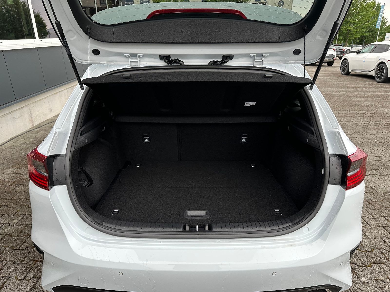 Fahrzeugabbildung Kia cee'd / Ceed 1.5 T-GDI MTUltimate Edition Style