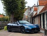 Maserati GranCabrio 4.7 Sport | Collectable - Swiss - blaue Maserati GranCabrio
