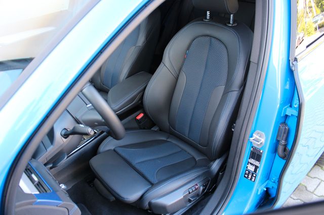 BMW X2 xDrive 18 d M Sport / BUSINESS / H&K / KAMERA