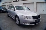 Skoda Superb Combi Elegance 4x4*Pano*AHK*Navi*PDC* - Skoda Superb aus 2011: Kombi