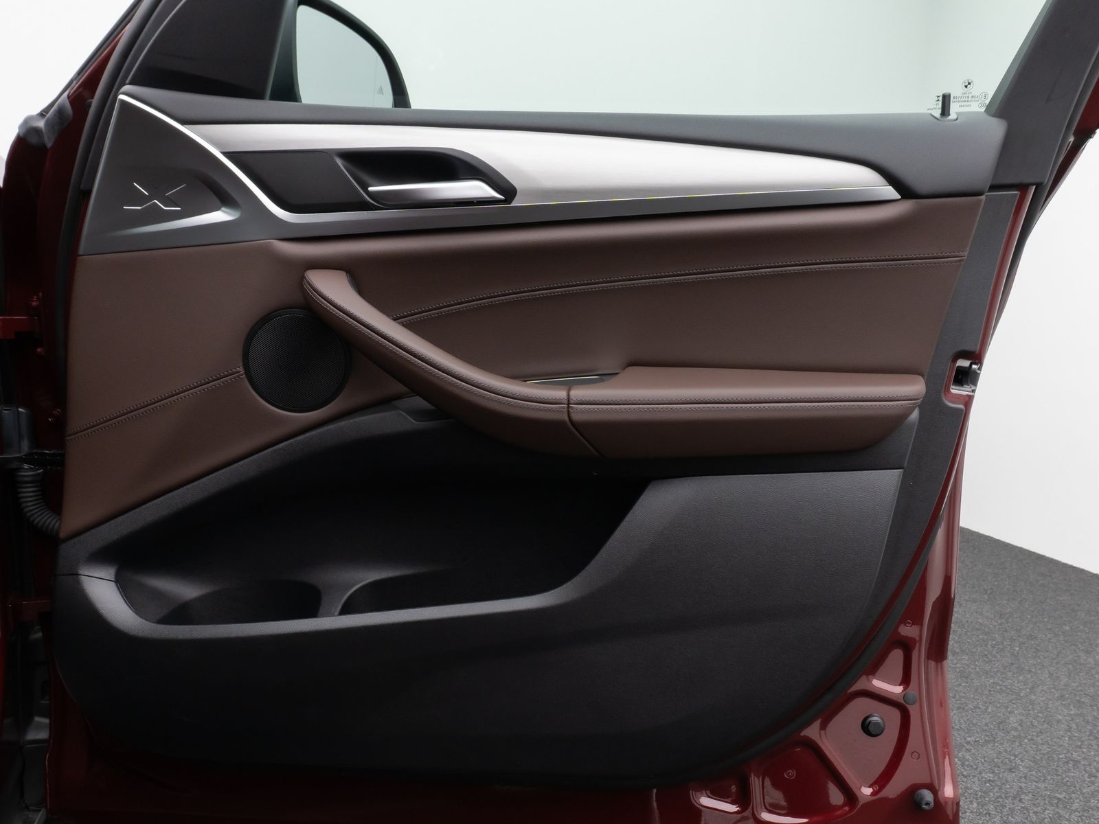 Fahrzeugabbildung BMW X3 xD30e Kamera HUD DAB AHK Sport Komfort Leder