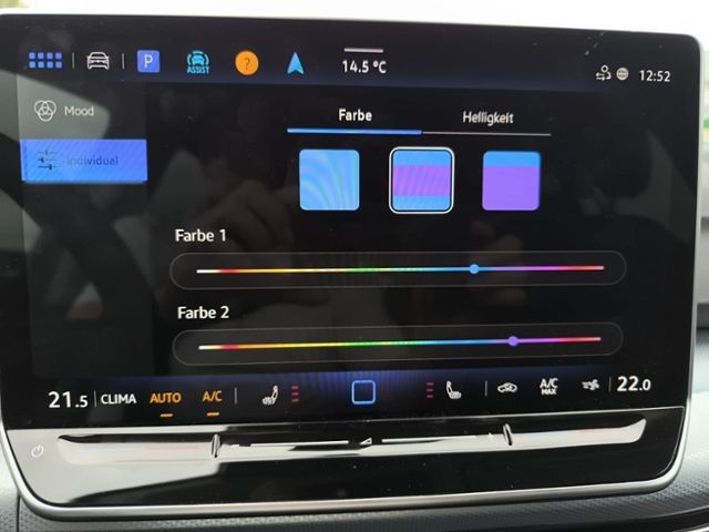 Fahrzeugabbildung Volkswagen Golf VIII 1.5 TSI Enegy LED NAVI AHK CLIMATRONIC