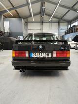BMW M3 E30 Bj. 1986 200 PS - BMW M3 mit Benzin-Antrieb: Limousine, E30