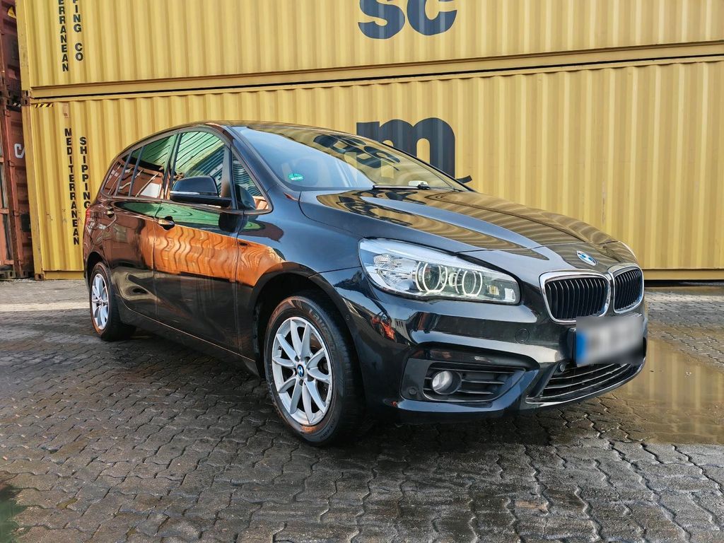 Image of BMW 218