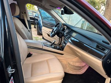 BMW 730 - 8