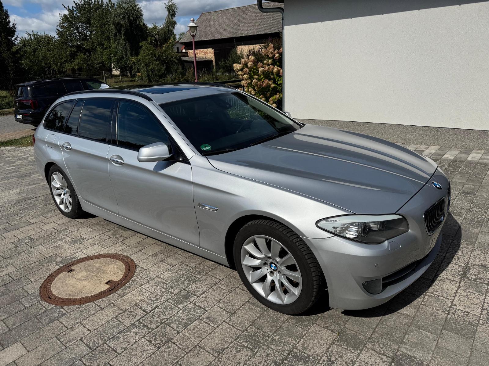 BMW 530 2012 — engine 2.993 cm³, 258 HP (190kW)