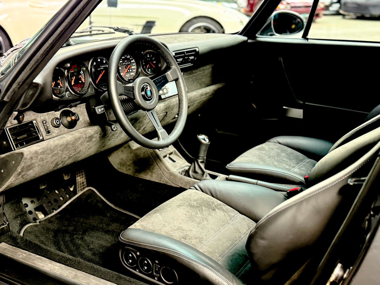 Fahrzeugabbildung Porsche 911 Kimaera 1 of 28