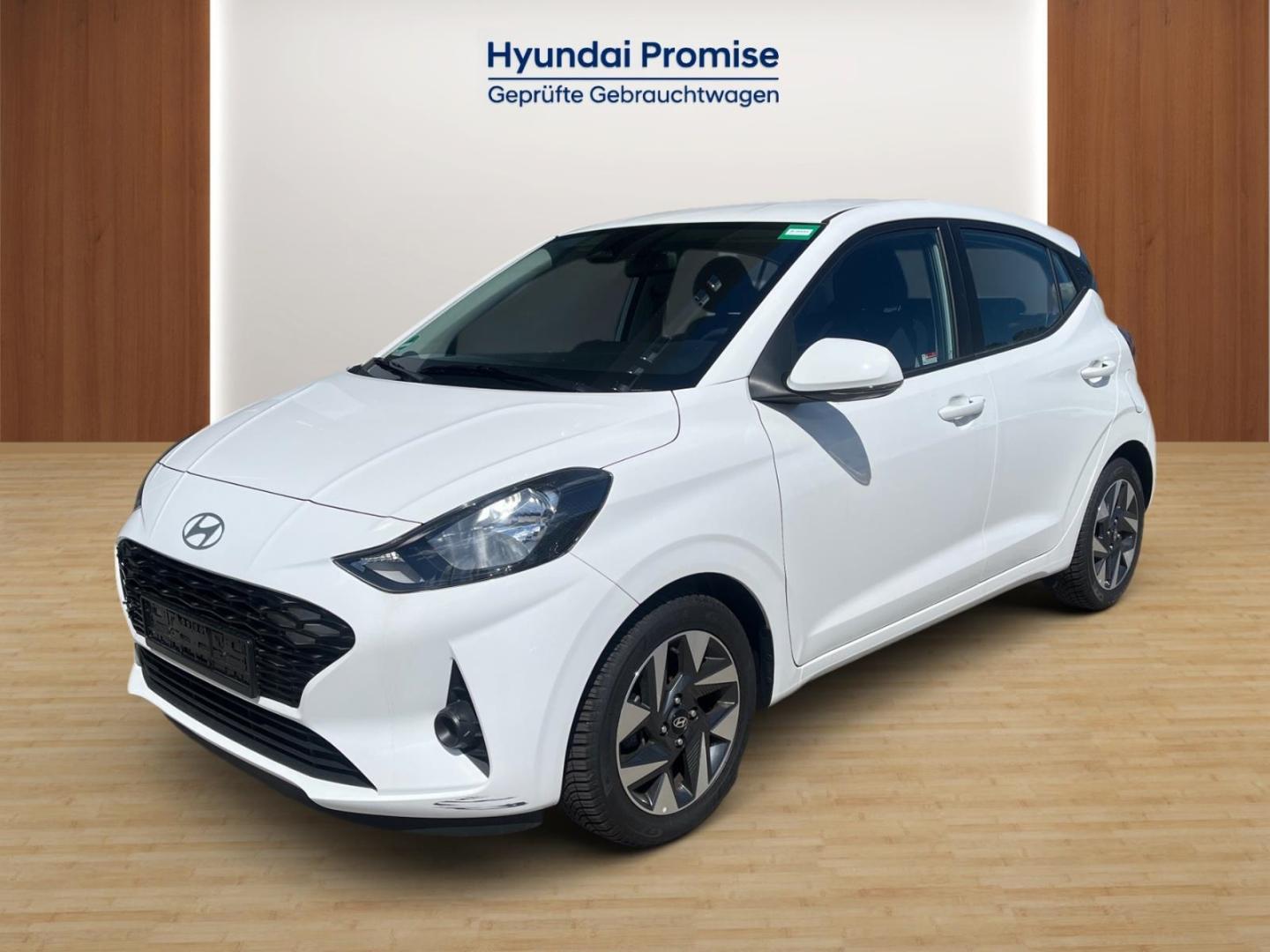 Hyundai i10 1.0 TREND ALLWETTER NAVIGATION