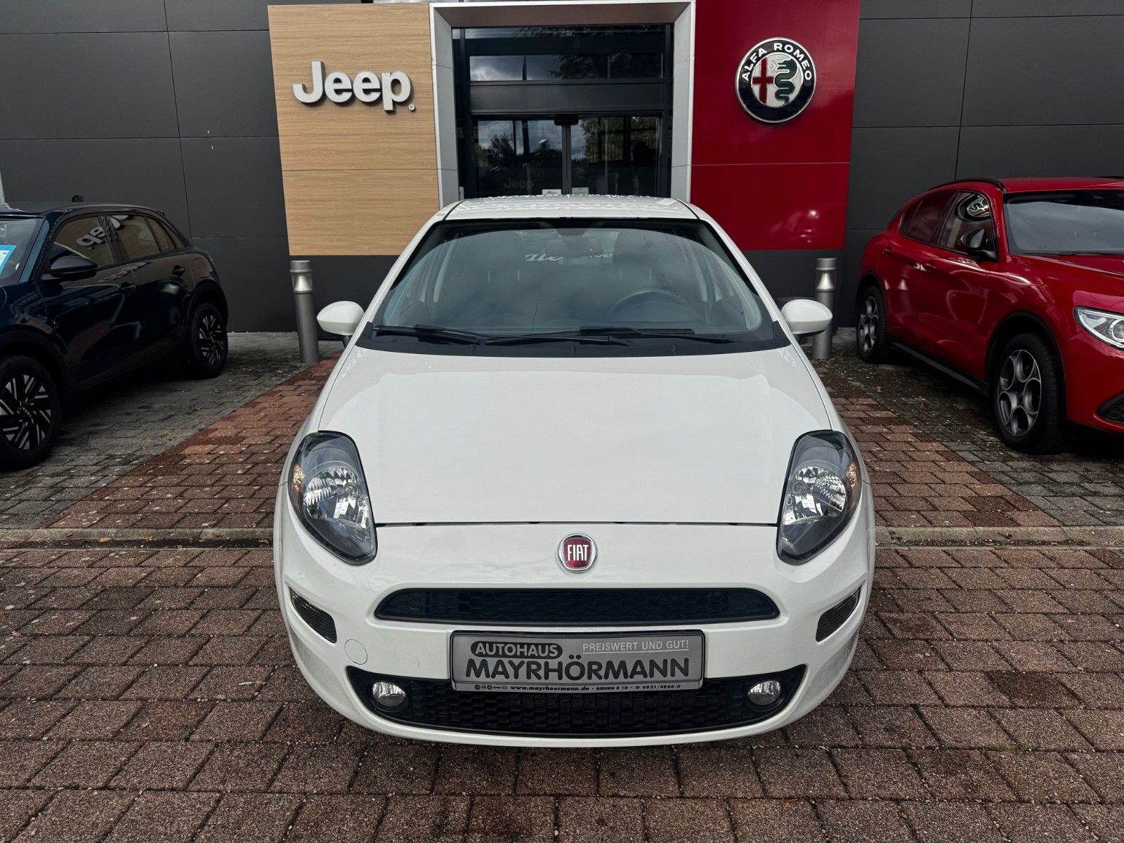 Fahrzeugabbildung Fiat Punto 1,4 8V 77PS More Start+Stopp Klima Radio